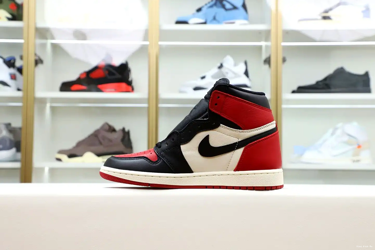 RETRO Kimikick TOE' 'BRED OG JORDAN AIR HIGH 1 0526